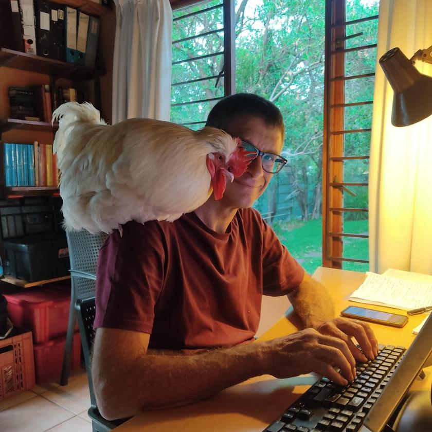 paul+lenny-typing.jpg